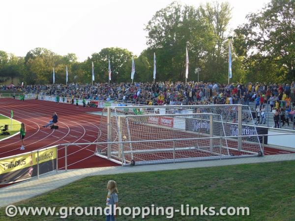 Ernst-Thälmann-Stadion - Zeitz