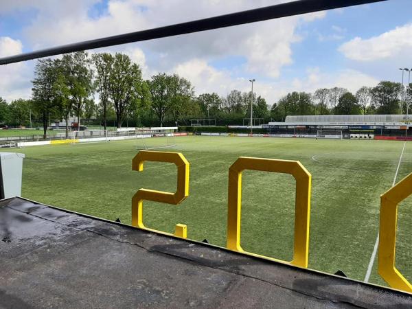 Sportpark De Maten veld 10 - Kampen