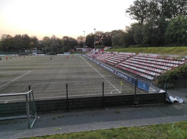 Waldstadion Rothebusch - Oberhausen/Rheinland-Rothebusch