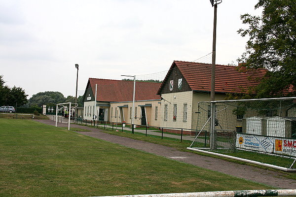 Platzanlage Bahnhofstraße - Völpke