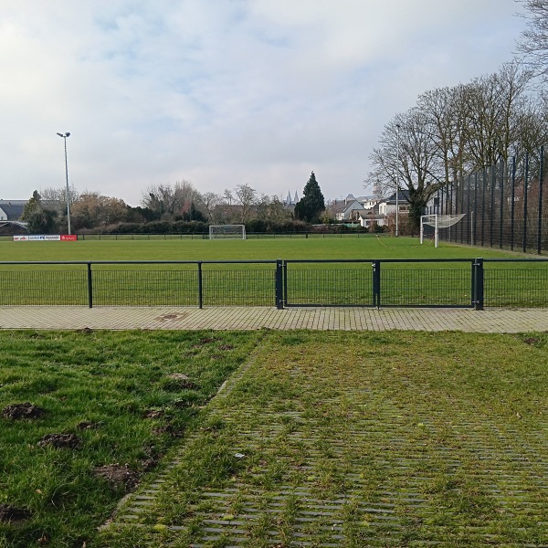 Sportzentrum Unterstadt Platz 3 - Kleve-Kellen