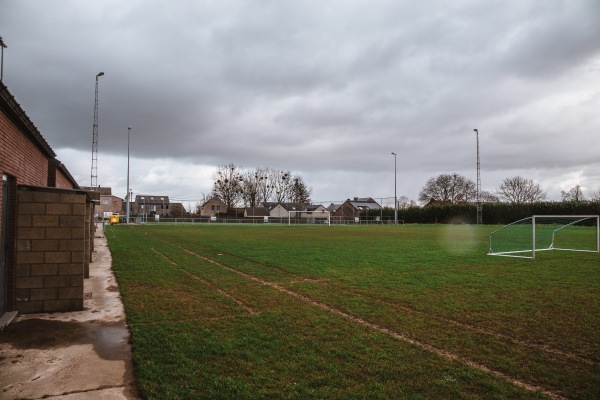 Stade des Ecureuils Terrain 2 - Jemeppe-sur-Sambre-Spy