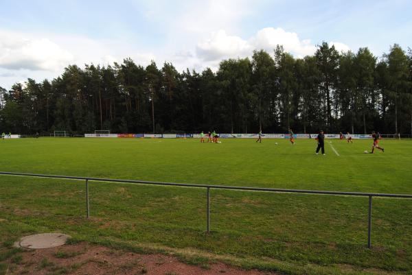 Sportgelände Biene - Neuhaus-Schierschnitz