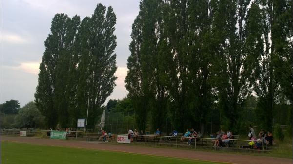 Sportplatz Schönefeld - Schönefeld