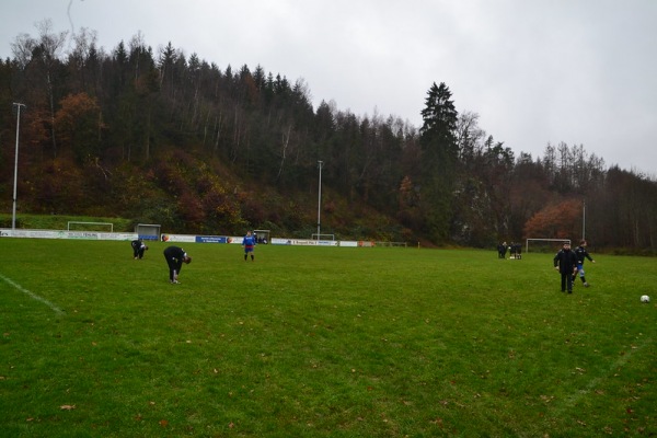 Sportplatz an der Felsfaltung - Hövels-Niederhövels