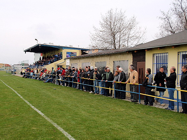 Športový areál OFK - Dunajská Lužná