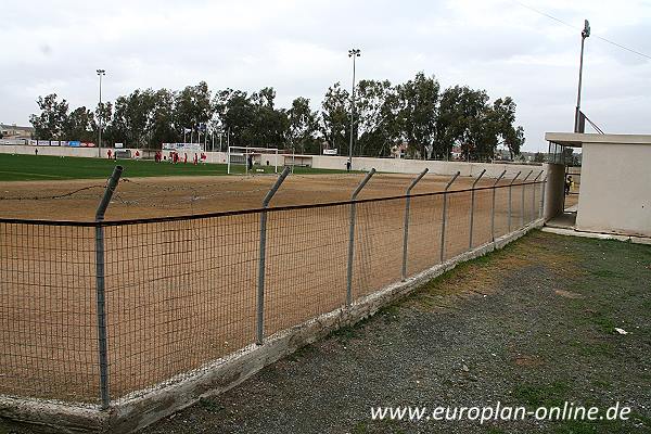 Theodorio Koinotiko Stadio Pera Choriou - Nisou