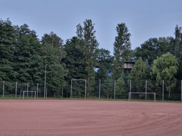 Sportplatz Döbelner Straße - Jahnatal-Ostrau