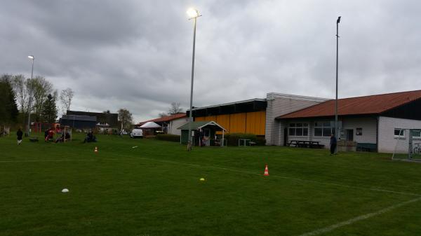 Sportplatz Hauptstraße - Bokholt-Hanredder