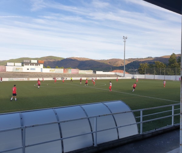 Estádio da Portelinha - Pedras Salgadas
