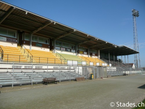 Stade de la Montée Rouge - Châtellerault