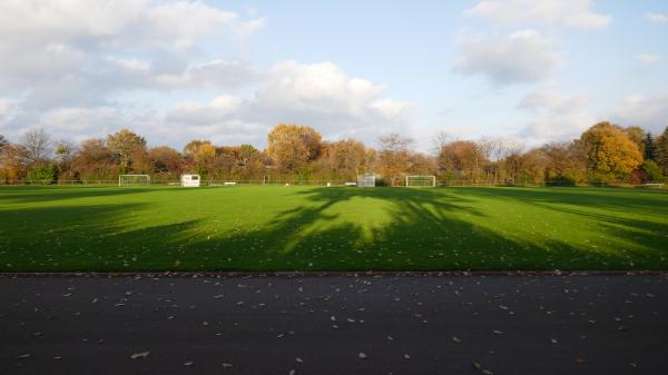 Bezirkssportanlage Uedesheim - Neuss-Uedesheim