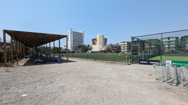 Neville d'Souza Football Turf - Mumbaī (Mumbai)