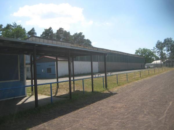 Albert-Lange-Kampfbahn - Kalbe/Milde-Kakerbeck