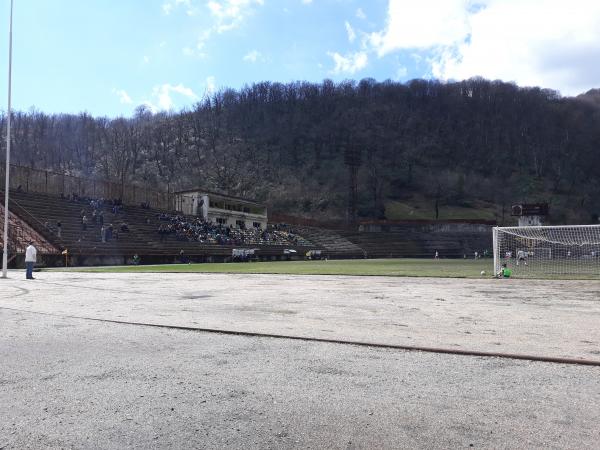 Stadioni Vladimer Bochorishvili - Tkibuli