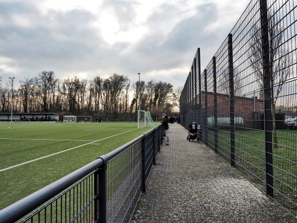 Sportanlage Zum Häpper Platz 3 - Münster/Westfalen-Amelsbüren