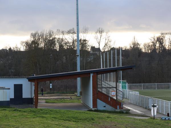 Stade des Griffonnes - Monts