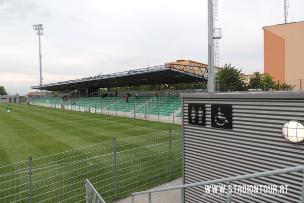 Letní stadion na Zadních Vinohradech - Chomutov