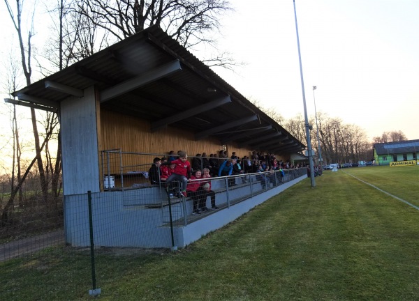 Schlossparkstadion - Halbenrain