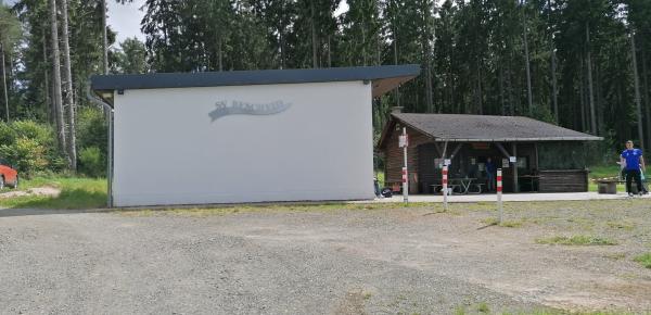 Sportplatz an der K85 - Bescheid/Hunsrück