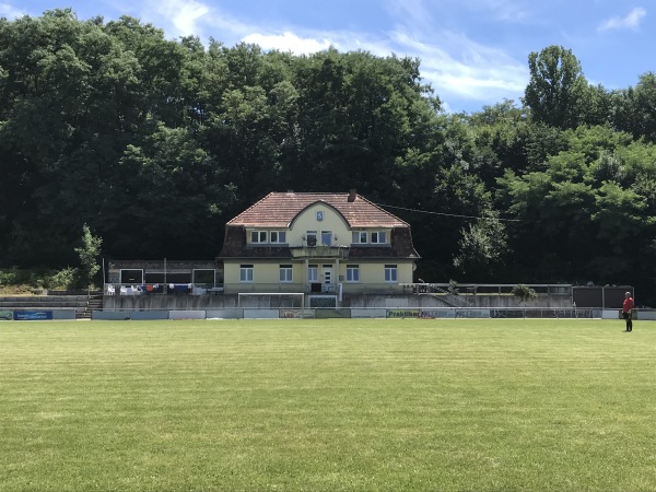 Stadion Brennender Berg Nebenplatz 1 - Saarbrücken-Dudweiler
