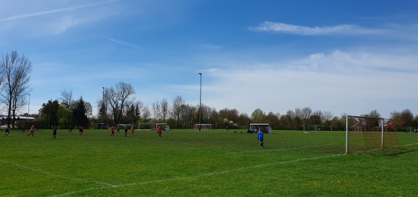 Stadion Tratteilstraße Nebenplatz 3 - Mering