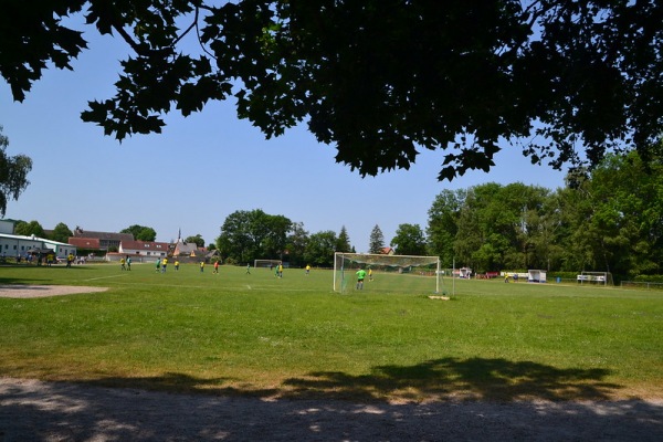 Sportplatz Bahnhofstraße - Oschersleben/Bode-Hadmersleben