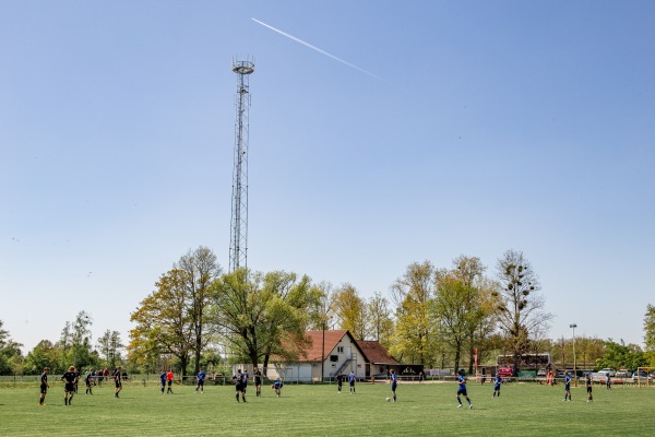 Enosan - Stadion an der Autobahn - Parthenstein-Klinga