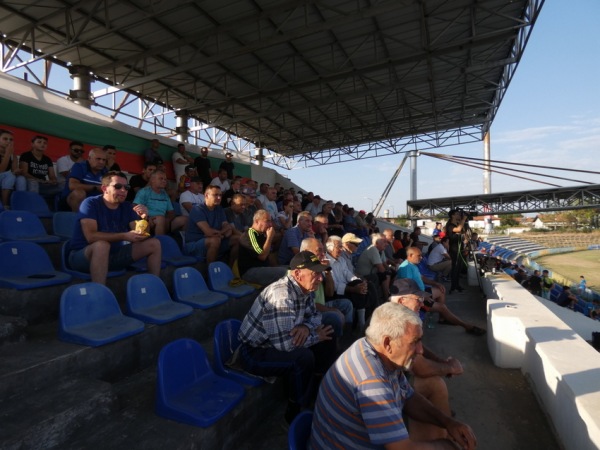 Stadion Saedinenie - Saedinenie