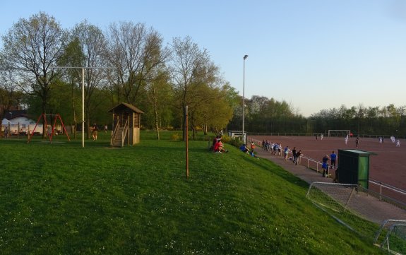Sportplatz Hohenbruchstraße - Velbert-Neviges