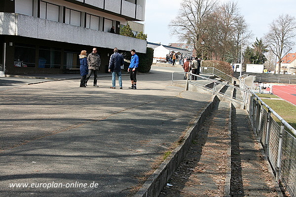 Gustav-Schickedanz-Stadion - Fürth/Mittelfranken-Oberfürberg