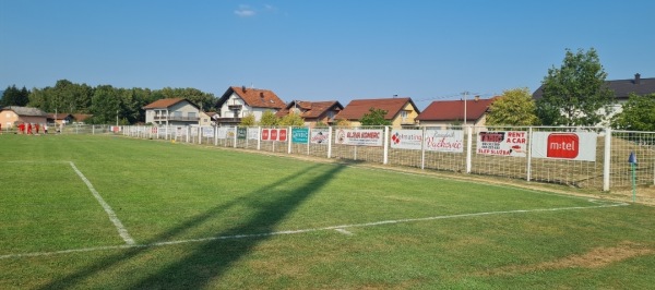 Fudbalski stadion Omarska - Omarska