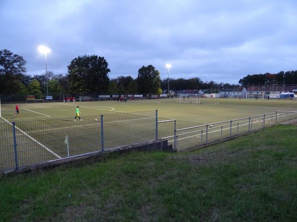 Sportplatz Merziger Straße - Völklingen-Hermann-Röchling-Höhe