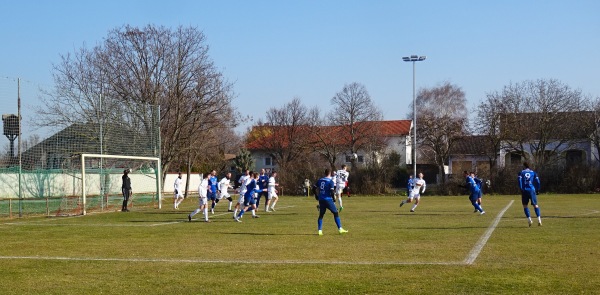 Alter Sportplatz Gols - Gols