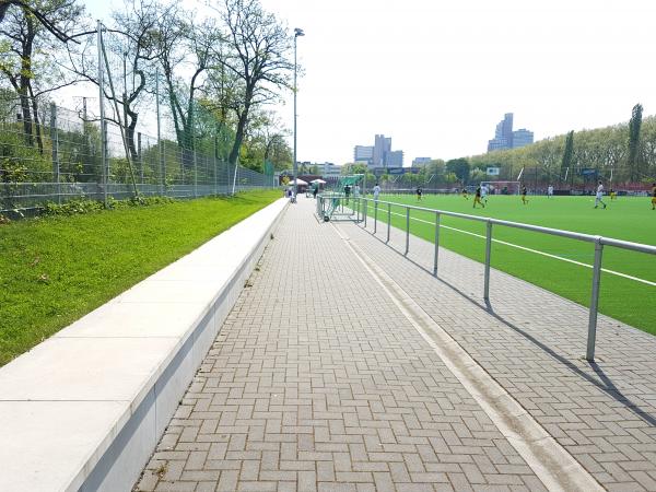 Universitätssportplatz 2 - Köln