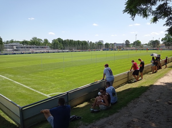 Sportpark Valznerweiher Platz 6 - Nürnberg-Zerzabelshof