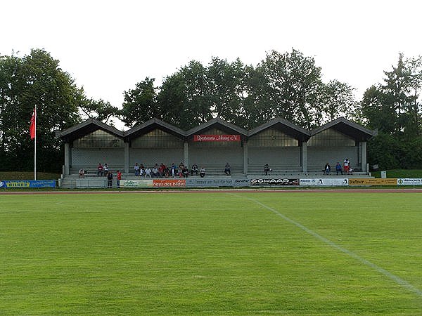 Stadion Tratteilstraße - Mering