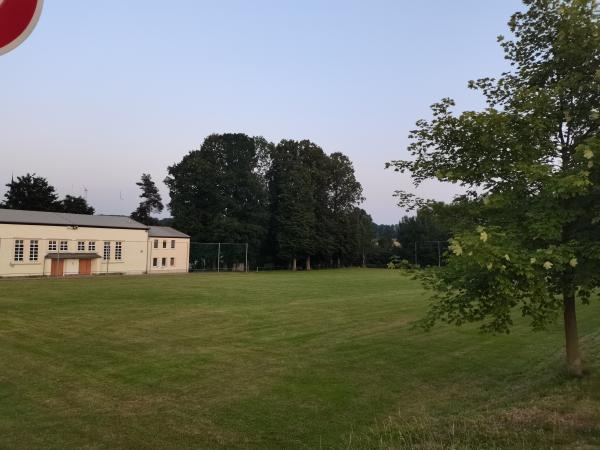 Sportplatz an der Turnhalle - Bernsdorf/Landkreis Zwickau