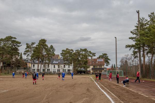 Stadion Schallershofer Straße Nebenplatz - Erlangen-Büchenbach