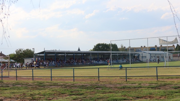 Balassi Bálint utcai stadion - Monor