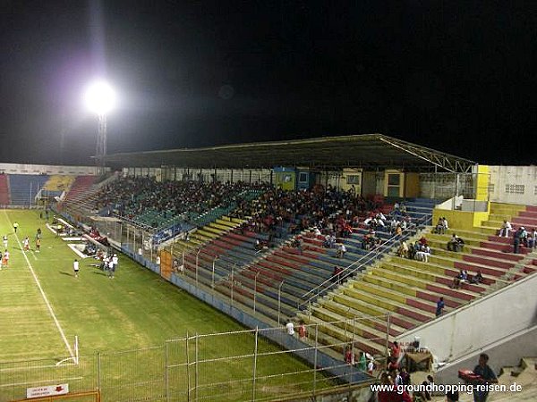 Estadio Municipal Ceibeño Nilmo Edwards - La Ceiba