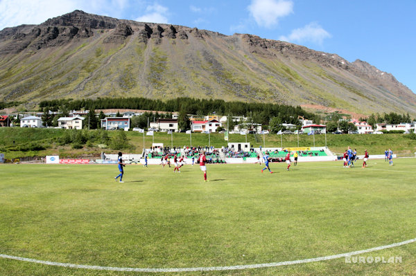 Kerecisvöllurinn - Ísafjörður