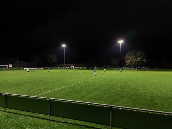 Sportplatz Rüti - Täuffelen