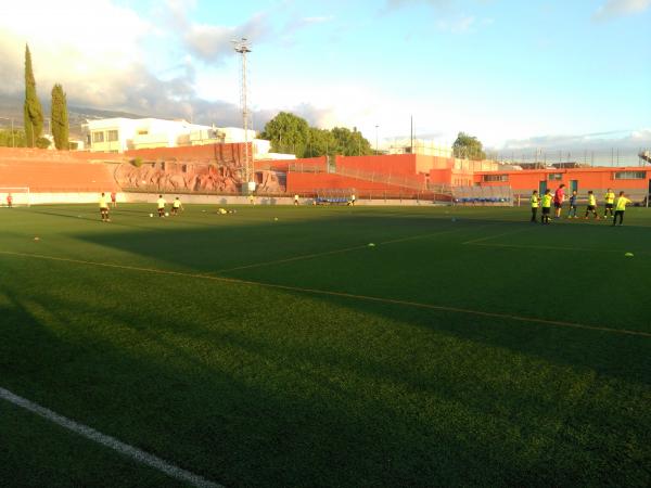 Campo de Fútbol de Aguadulce - Guía de Isora, Tenerife, CN