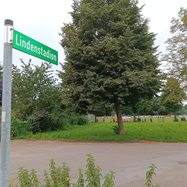 Lindenstadion Nebenplatz 2 - Rees-Haldern
