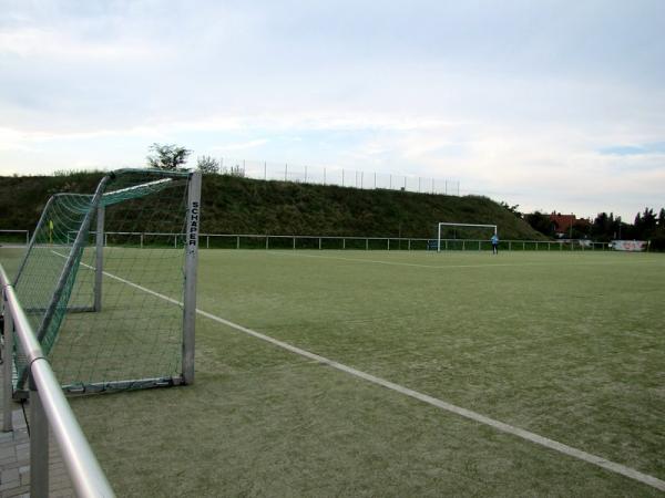Stadion Schöppensteg Nebenplatz - Magdeburg-Neue Neustadt
