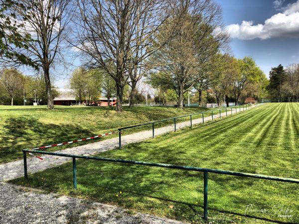 Sportplatz am Weiher - Dotternhausen