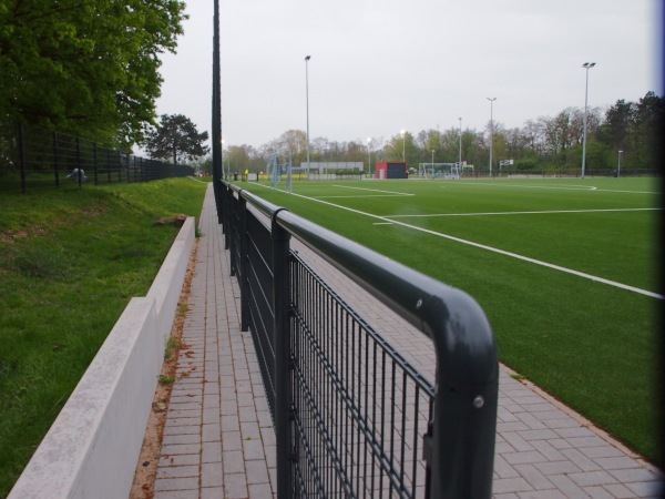 Volksbank Niederrhein Arena Nebenplatz - Moers-Asberg