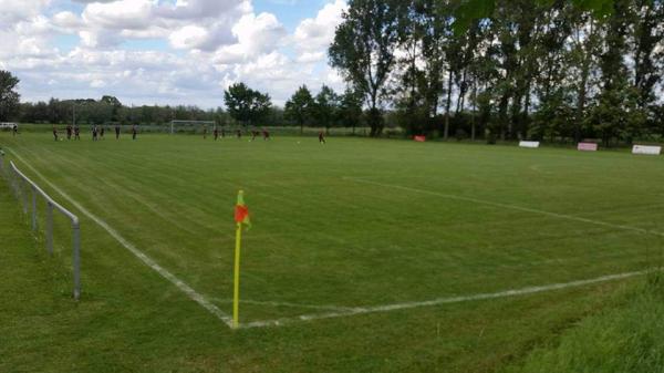 Pappelstadion - Schwerstedt bei Straußfurt