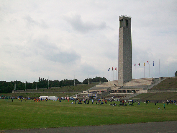 Maifeld - Berlin-Charlottenburg